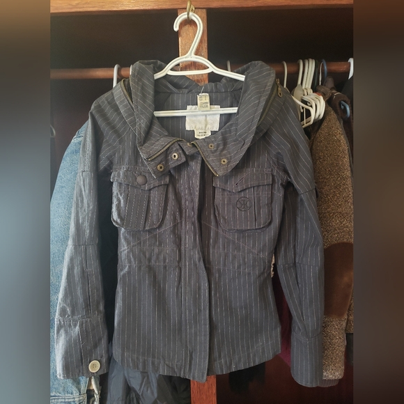 🪴bogo FREE🪴 DDP JACKET SIZE S - Picture 1 of 3